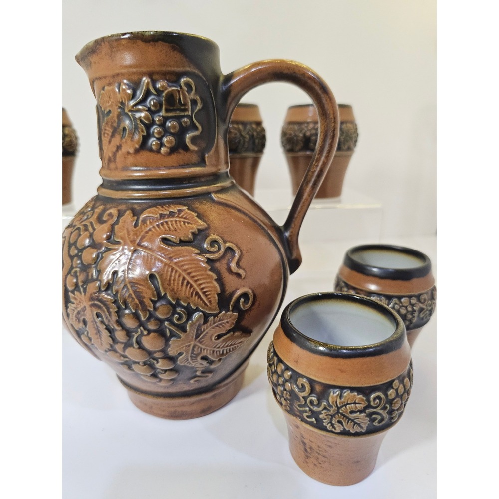 Vintage‎ Gertz German Pottery Pitcher 6 Cups Wine Set Grape Leaf Design MCM - Picture 3 of 8